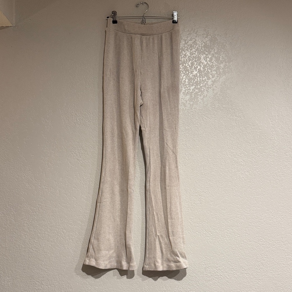 Madewell Ribbed Knit Sweater in Cream